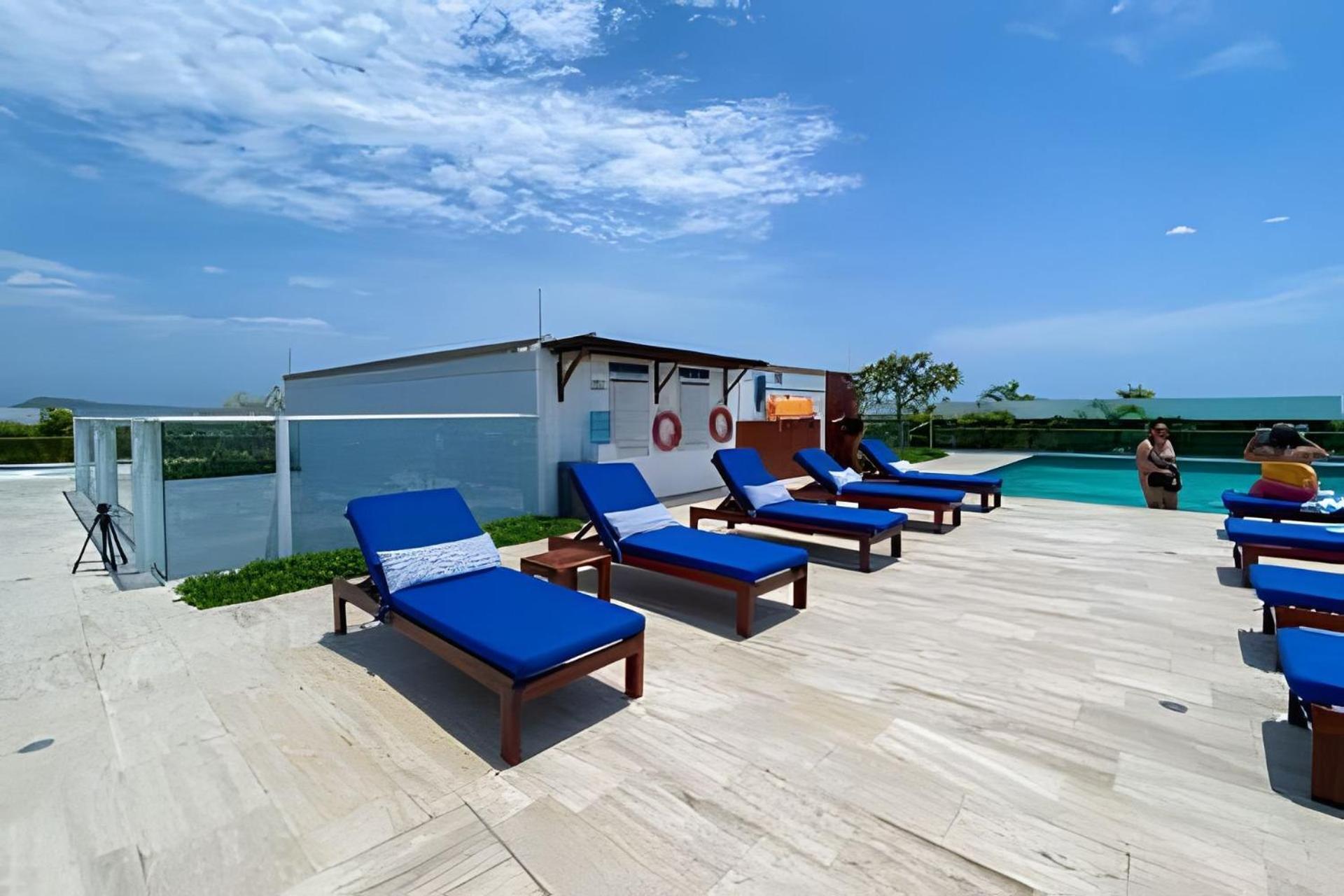 2 Dormitorios Jacuzzi Y Vista Mar. Frente A Playa Cartagena Exterior photo